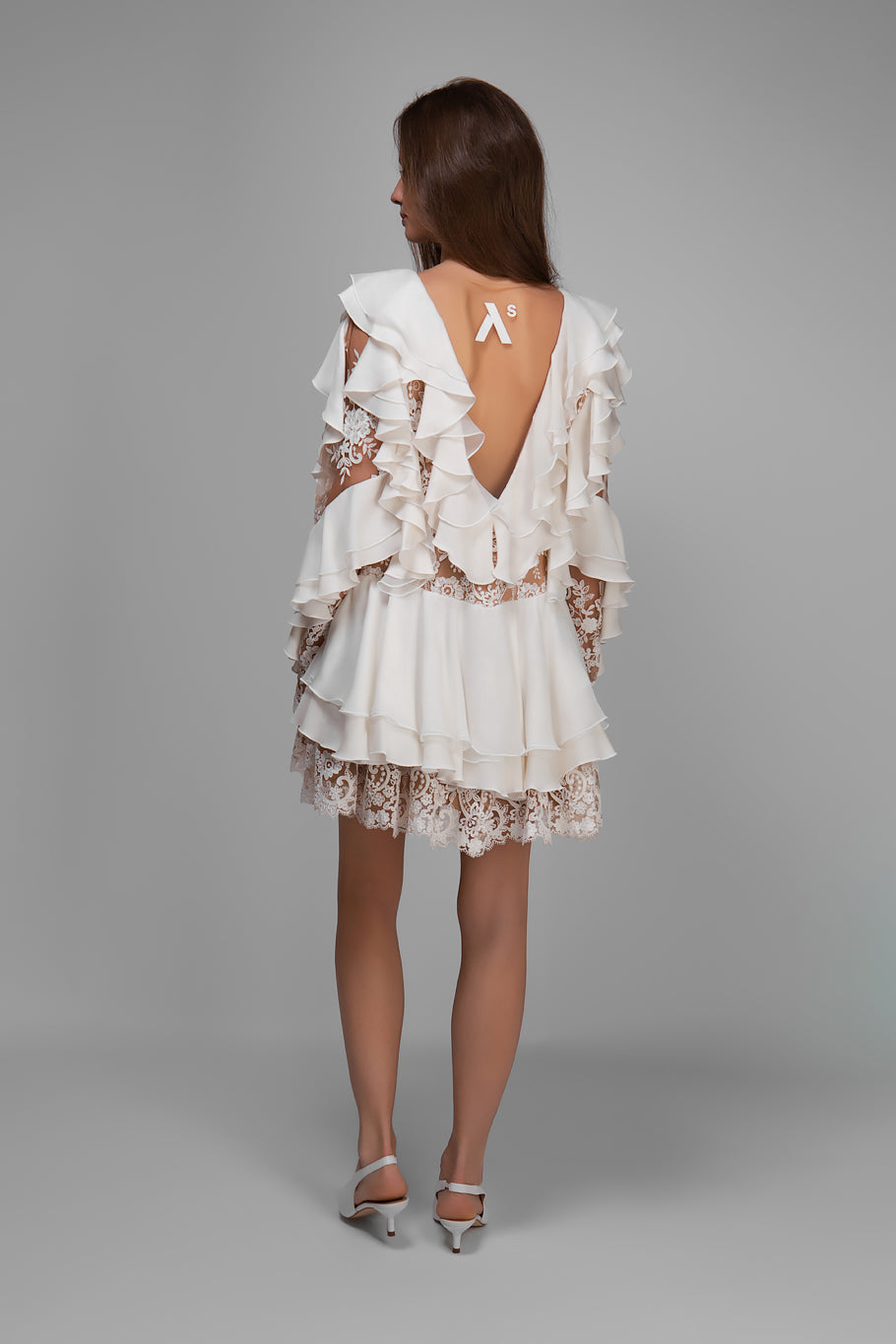 LOOK 3